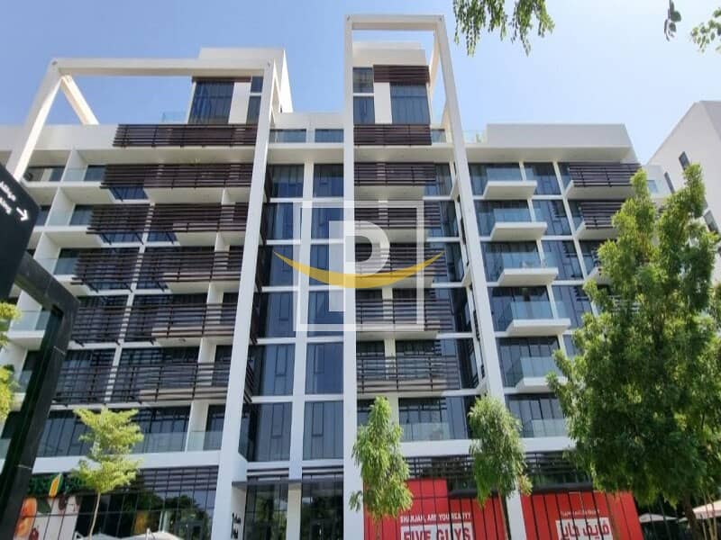 Luxurious 2BR| With Balcony| Closed Kitchen
