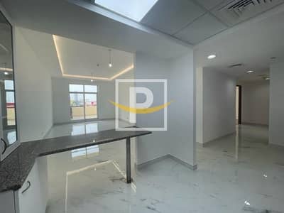 2 Bedroom Flat for Sale in Motor City, Dubai - Upgraded 2B/R+Laundry | Well-maintained | Rented
