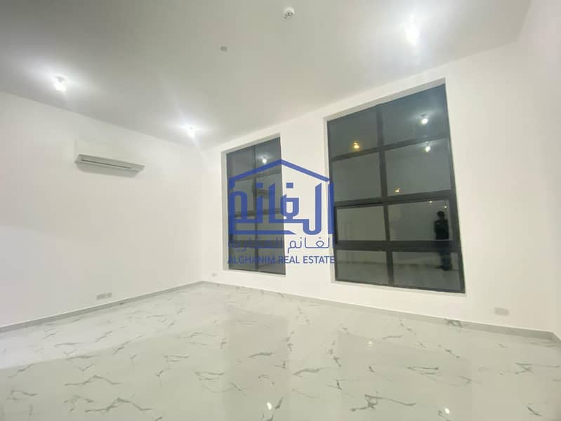 Квартира в Аль Шамха, 22000 AED - 8785441