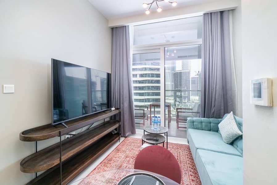 STUNNING | ONE BEDROOM | READ TO MOVE IN