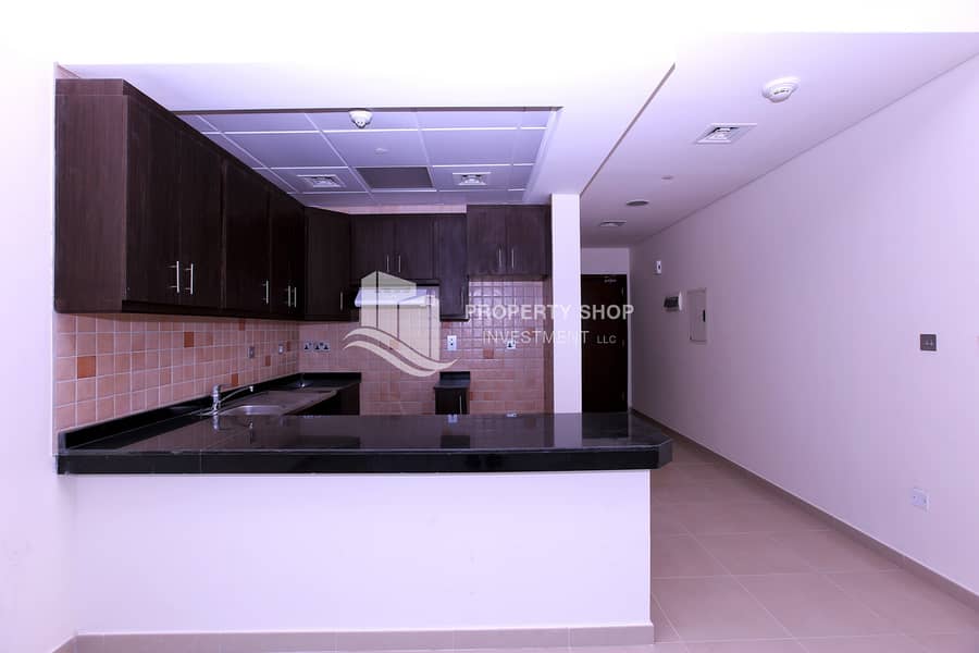 5 studio-apartment-abu-dhabi-al-reem-island-city-of-lights-hydra-avenue-kitchen-1. JPG