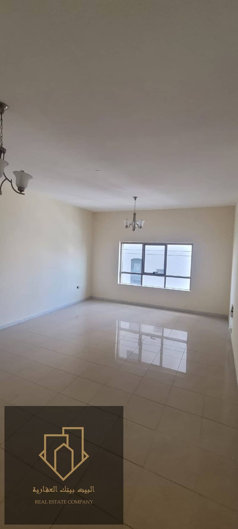 Enjoy staying in a luxurious apartment in the Corniche area, consisting of two rooms and a living room, with a spacious area that provides comfort and relaxation. The apartment is characterized by an excellent location close to all services and a lively l