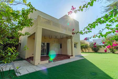 4 Bedroom Villa for Rent in The Meadows, Dubai - Corner Plot | Prime Location | Upgraded