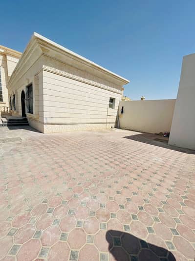 2 Bedroom Apartment for Rent in Baniyas, Abu Dhabi - Excellent 2/BHK Majlis (Mulhaq) Near Bawabat Al Sharq Mall At Baniyas East.