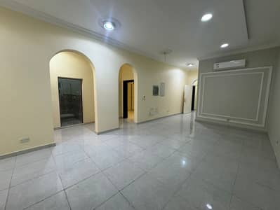 فلیٹ 4 غرف نوم للايجار في الشامخة، أبوظبي - شقة في الشامخة 4 غرف 60000 درهم - 8814399