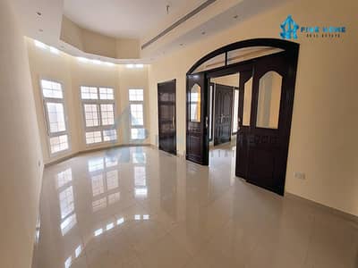 فیلا 5 غرف نوم للايجار في مدينة محمد بن زايد، أبوظبي - انتقل الان | فيلا 5 غرف ماستر | غرفة خادمة | موقع ممتاز