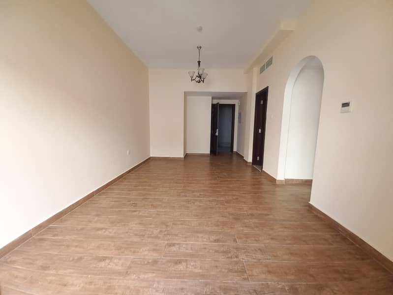 No Deposite Spacious 1Bedroom With Balcony Wardrobe And Covered Parking