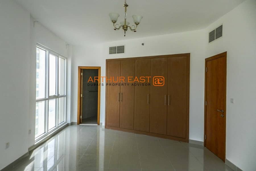 Best Offer Spacious 1 Bedroom Lakeside Tower