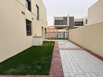 3 Bedroom Villa for Rent in DAMAC Hills 2 (Akoya by DAMAC), Dubai - dd0e92a8-47bd-4cb3-b173-2b7e22c5c929. jpg