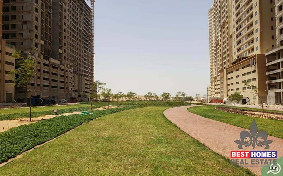 2 Emirates-City-Community-Park-1024x640. jpg
