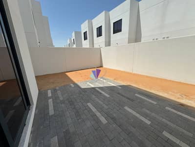 2 Bedroom Townhouse for Sale in Yas Island, Abu Dhabi - image00001. jpeg