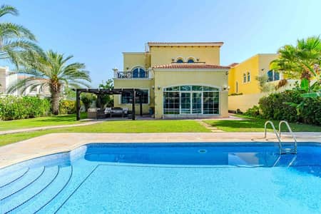 4 Bedroom Villa for Rent in Jumeirah Park, Dubai - Private Pool | Well-maintained | Vacant Now