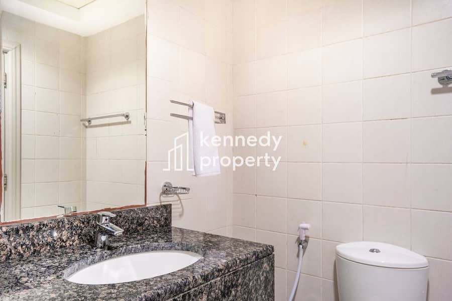 15 13 - Kennedy Property Rentals - Mayfair Tower. jpeg