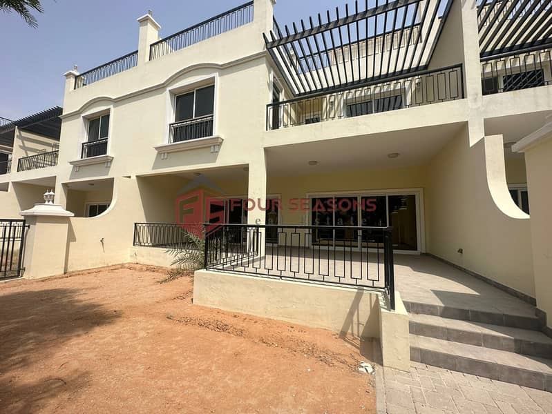 VACANT 4 BEDROOMS + MAID BAYTI TOWNHOUSE