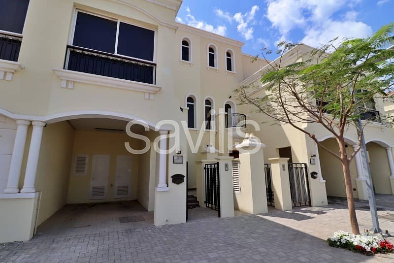 Amazing 3 bedroom  G+2 townhouse with nice-looking view in Al Hamra