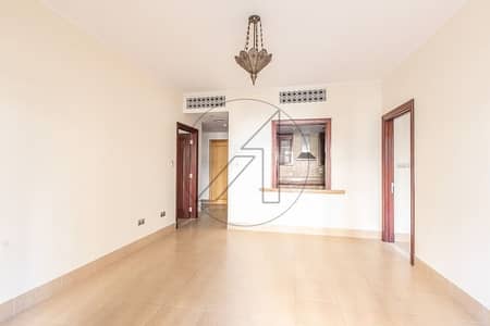 Bright 2BR Apartment with Amazing View in Old Town