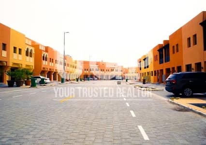 2 Bedroom Villa for Sale in Hydra Village, Abu Dhabi - Good Offer! Prime loc. 2 BR with Parking 2 Bedroom Villa for Sale in Hydra Village, Abu Dhabi - Good Offer! Prime loc. 2 BR with Parking