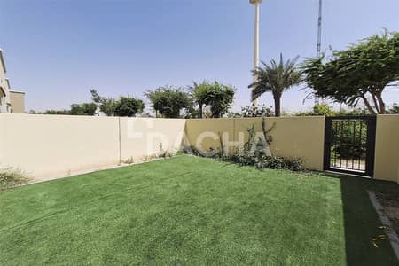 2 Bedroom Townhouse for Sale in Dubailand, Dubai - 2 Parking Slots | Vacan | Negotiable