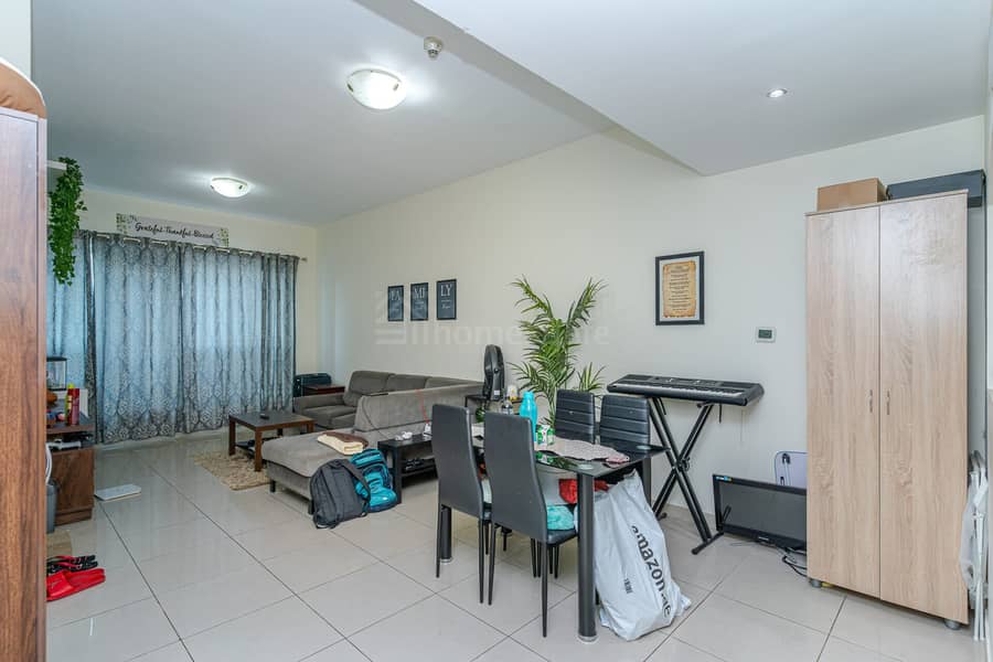 Lake Point | Spacious 1 Bed Room | Tenanted