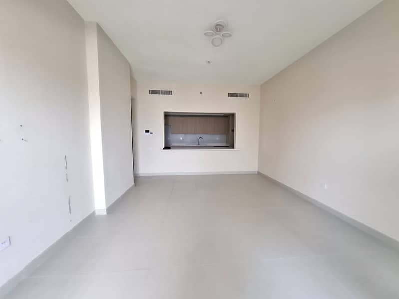🏠 VERY SPACIOUS 2BHK WITH STORE ROOM GYM POOL FOR RENT 100K IN JVC
