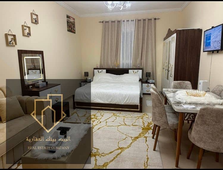 Get a comfortable studio close to all basic services and facilities. The studio features a practical and ergonomic design that provides you with comfort and independence. Enjoy easy access to shops, restaurants and public transportation. Be part of a thri