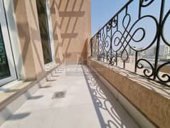 Hurry up  !! Nice 1-Bedroom / Pvt Balcony / Sep Kitchen / Sunlight Windows / Free Parking in kca