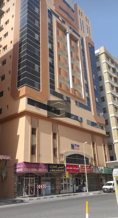 2 Bedroom Apartment for Rent in Abu Shagara, Sharjah - POSSIBLE 6 CHEQUES//2BHK AVAILABLE WITH BALCONY// CENTRAL GAS WITH CENTRAL AC// ONLY 33K CLOSE TO ABU SHAGARA PARK