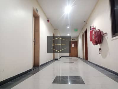 1 Bedroom Flat for Rent in Abu Shagara, Sharjah - NO DEPOSIT// 6 CHEQUES POSSIBLE//1 BHK AVAILABLE WITH BALCONY WINDOW AC ONLY 20K PRIME LOATION