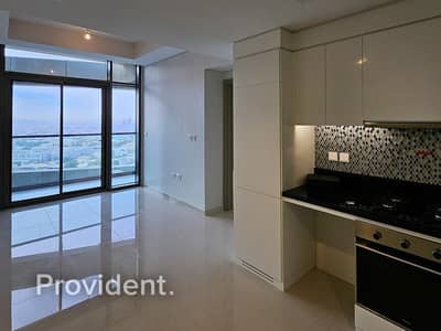 2 Bedroom Apartment for Sale in Business Bay, Dubai - Modern and Luxuriously Finished | Best Offer