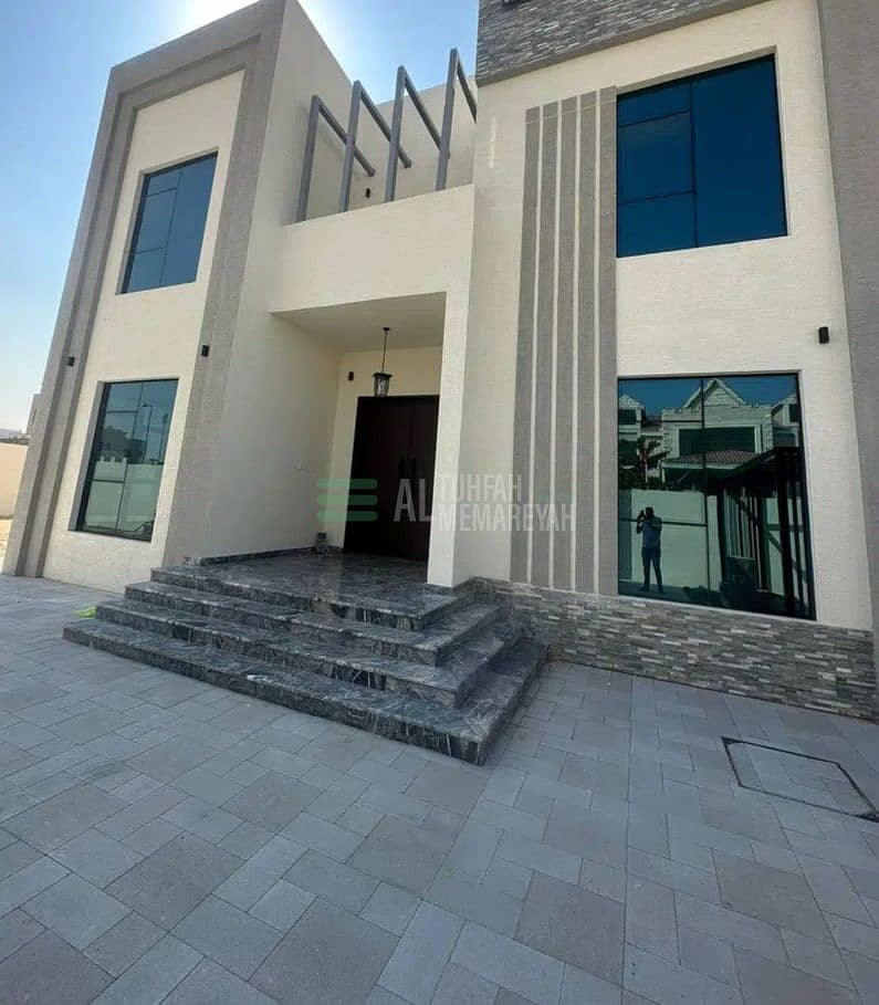 A luxurious villa for sale in Al -Hoshi