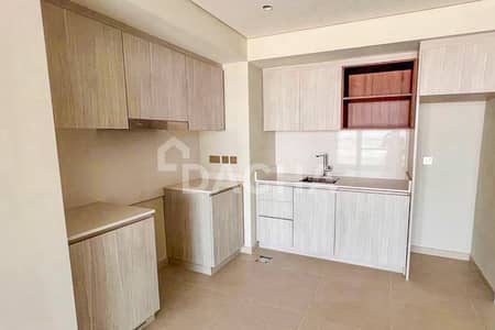 1 Bedroom Apartment for Rent in Dubai Creek Harbour, Dubai - High Floor / Chiller Free / Good Deal