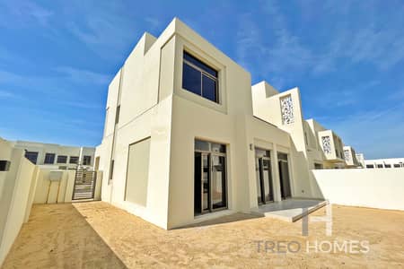 4 Bedroom Townhouse for Rent in Town Square, Dubai - Brand new community | Single row | View today