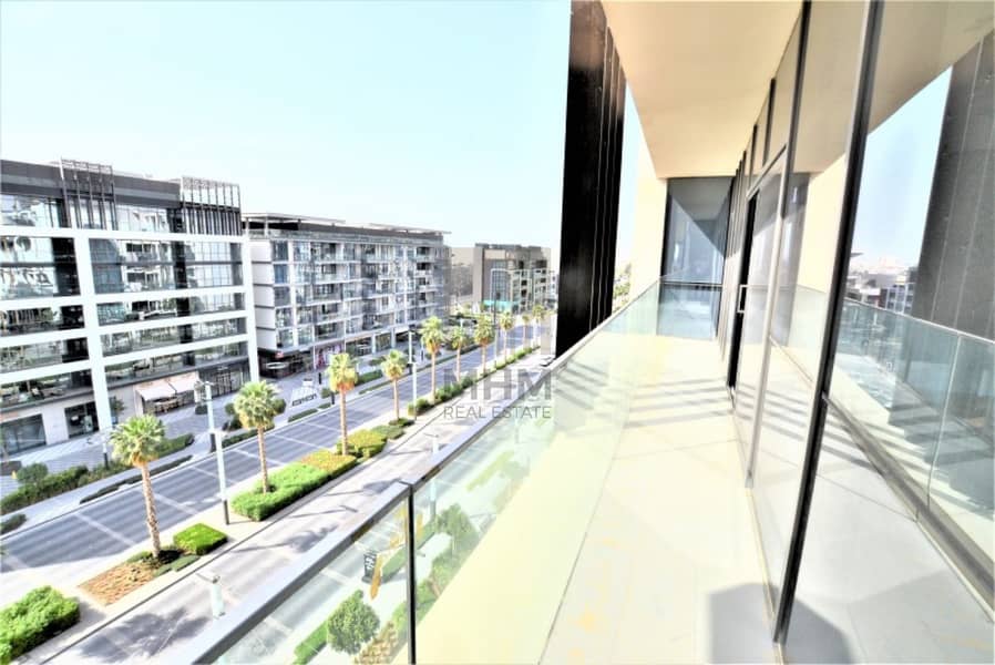 Full Boulevard View | Vacant | Rooftop Pool I