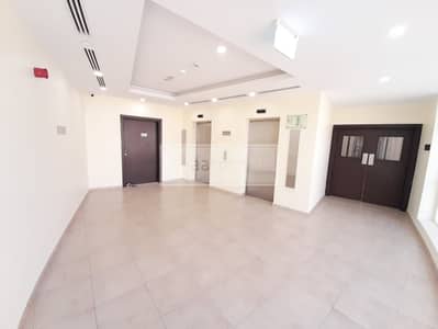 Studio for Rent in Remraam, Dubai - 1 (9). jpg