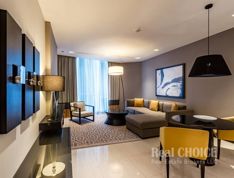 2 Sheraton Grand Hotel, Dubai - 1 & 2 Bedroom Living Room. jpg