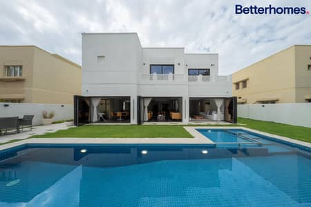 4 Bedroom Villa for Sale in The Meadows, Dubai - Upgraded Villa | Large Layout | Fully Extended