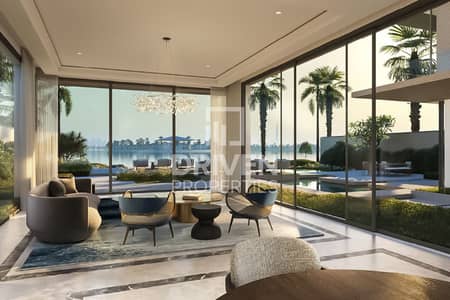 2 Bedroom Penthouse for Sale in Palm Jumeirah, Dubai - Luxurious Penthouse with Garden | Close to Pool