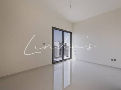 5 Bedroom Townhouse for Rent in DAMAC Hills 2 (Akoya by DAMAC), Dubai - 5BR Townhouse | Community Living| Unfurnished
