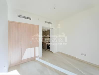Studio for Rent in Meydan City, Dubai - Picsart_24-04-01_12-32-18-378. jpg