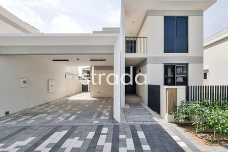 4 Bedroom Villa for Rent in Tilal Al Ghaf, Dubai - Great Location | Vacant Now | Pool and Park
