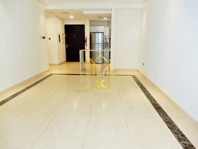 Bright Unit | Unfurnished | Spacious Layout
