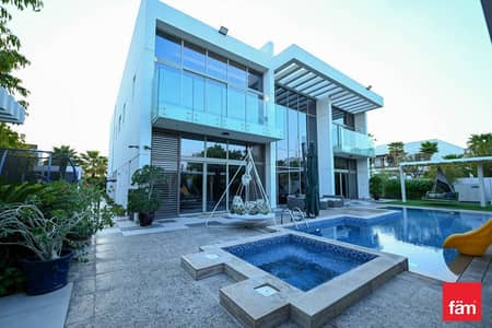 6 Bedroom Villa for Sale in Mohammed Bin Rashid City, Dubai - Fully-Furnished | Pool and Garden | Vacant