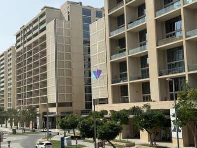 Prime Area Serenity: 1BHK Apartment with a Spacious Terrace in Al Zeina