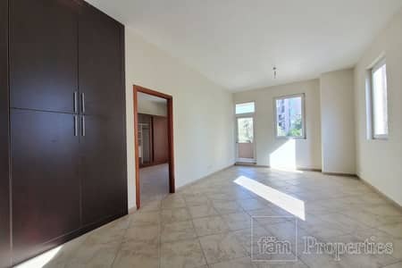 1 Bedroom Flat for Rent in Motor City, Dubai - Corner Layout | Double Balcony | Garden Unit