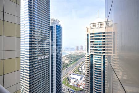 1 Bedroom Apartment for Sale in Dubai Marina, Dubai - 1BR I High ROI I High floor I Near Tram