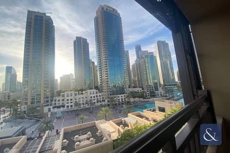 3 Bedroom Flat for Rent in Downtown Dubai, Dubai - Upgraded | Bright And Spacious | 3 Bed