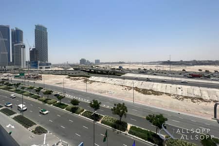 استوديو  للايجار في الخليج التجاري، دبي - شقة في رويال كونتيننتال للاجنحة الفندقية،الخليج التجاري 95000 درهم - 8831857