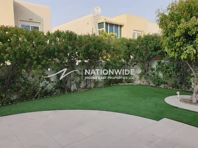 4 Bedroom Villa for Rent in Al Reef, Abu Dhabi - Relaxing Living |Full Facilities| Spacious Garden