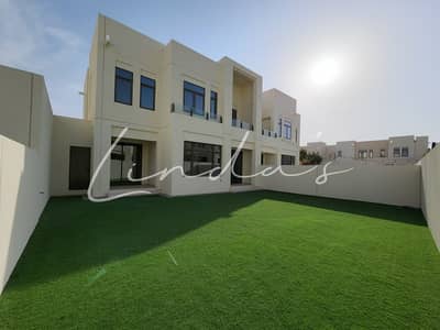 4 Bedroom Villa for Rent in Reem, Dubai - Vacant | Nice Landscaped | Close to Pool and Park