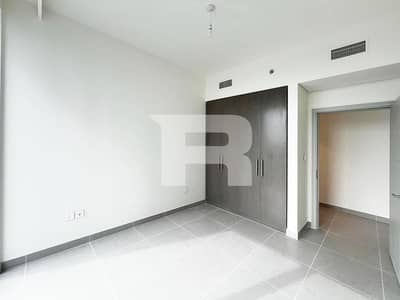 3 Bedroom Flat for Rent in Downtown Dubai, Dubai - Ready For Occupancy | Rent Amount Negotiable